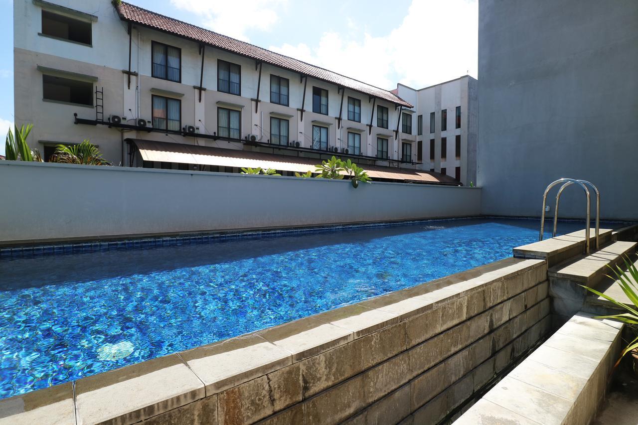 Santosa City Hotel Denpasar Exterior foto