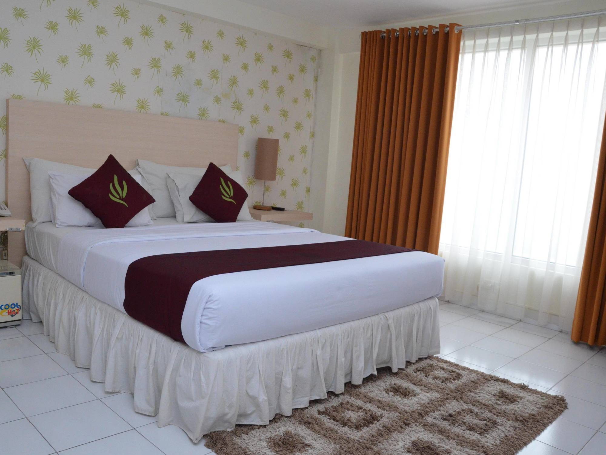 Santosa City Hotel Denpasar Exterior foto